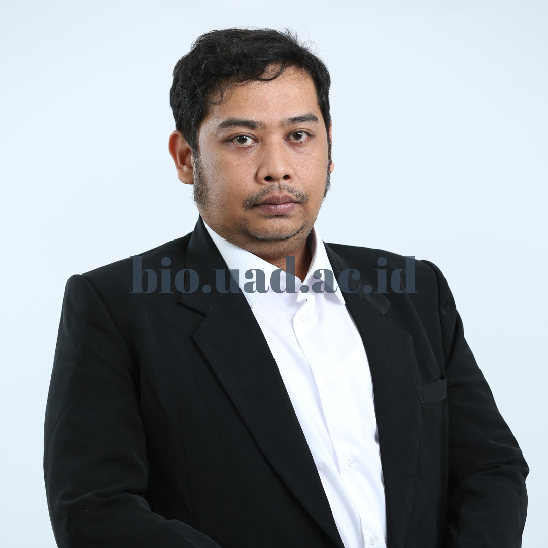 Ichsan Luqmana Indra Putra S.Si., M.Si.